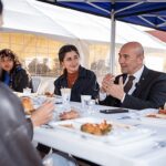 Lider Soyer öğrenci sofrasına konuk oldu