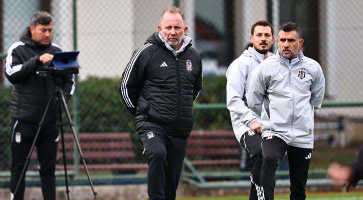 Beşiktaş’ta Trabzonspor maçının hazırlıkları sürüyor