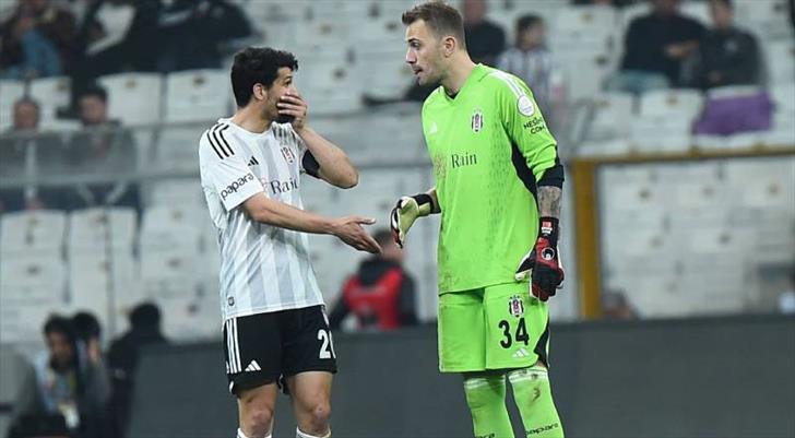 Beşiktaş’tan iki oyuncu için ayrılık açıklaması