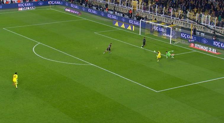 Kerem Aktürkoğlu müthiş fırsattan yararlanamadı