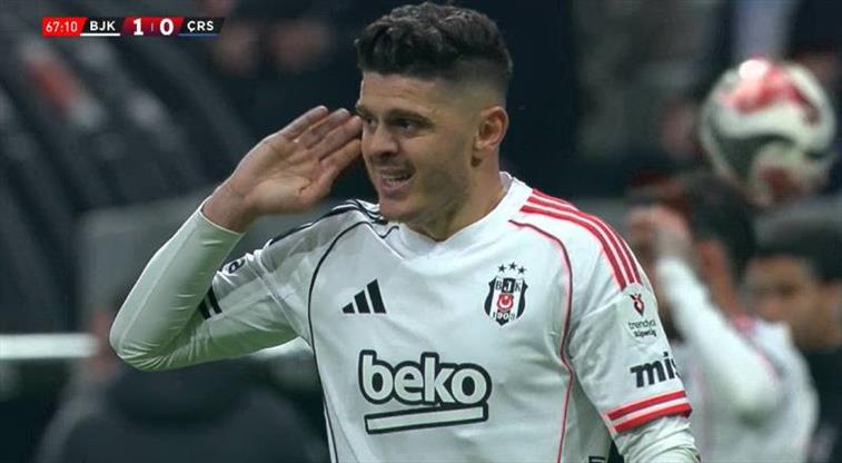 Milot Rashica, ikinci gol fırsatını tepti!
