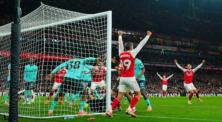 Müthiş son! Arsenal 90’da yedi, 90+4’te kazandı
