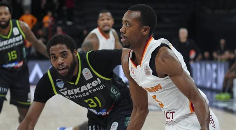 ÖZET | Kıran kırana geçen maçta kazanan Galatasaray MCT Technic!