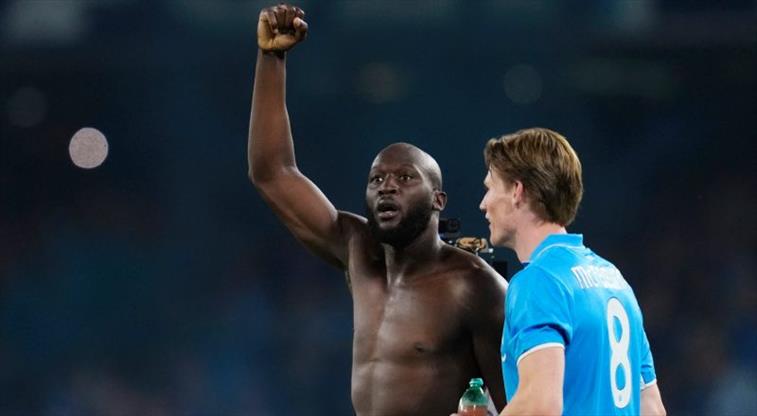 “Romelu Lukaku Fenerbahçe’ye çok yakışır”