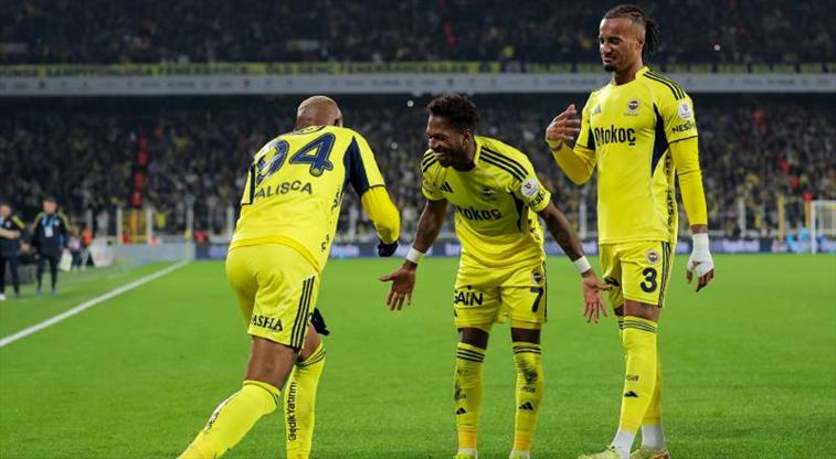 “Rüya transfer” diyerek duyurdular! Fenerbahçe’nin yıldızına talip