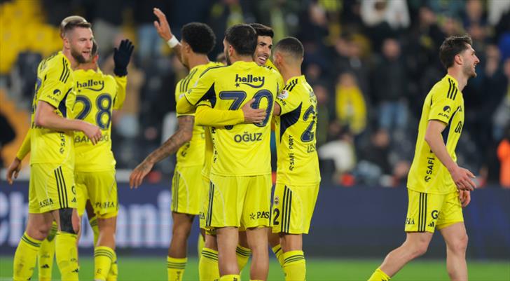 Trabzonspor, Fenerbahçeli yıldızı istiyor! Görüşmeler başladı