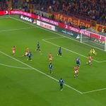 Yunus Akgün, karşı karşıya Gianniotis’i geçemedi